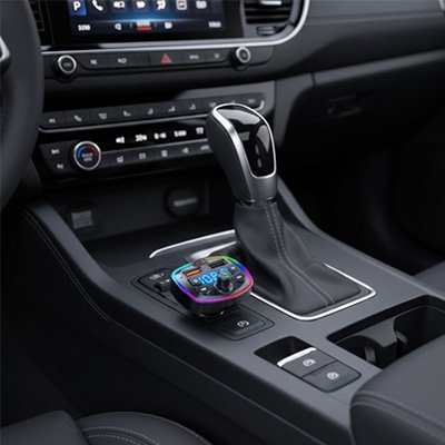 Allume cigare Bluetooth lumineux dans une voiture