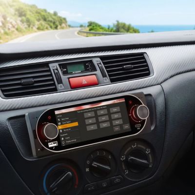 autoradio carplay Routix installé dans une voiture