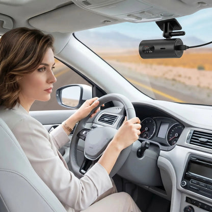 camera pour voiture avec femme au volant